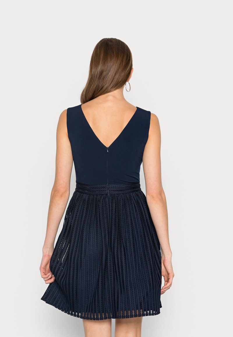 Damen Kleider | Swing DRESS Cocktailkleid/festliches Kleid navy/dunkelblau - NJ99267 Damen Kleider | Swing DRESS Cocktailkleid/festliches Kleid navy/dunkelblau - NJ99267