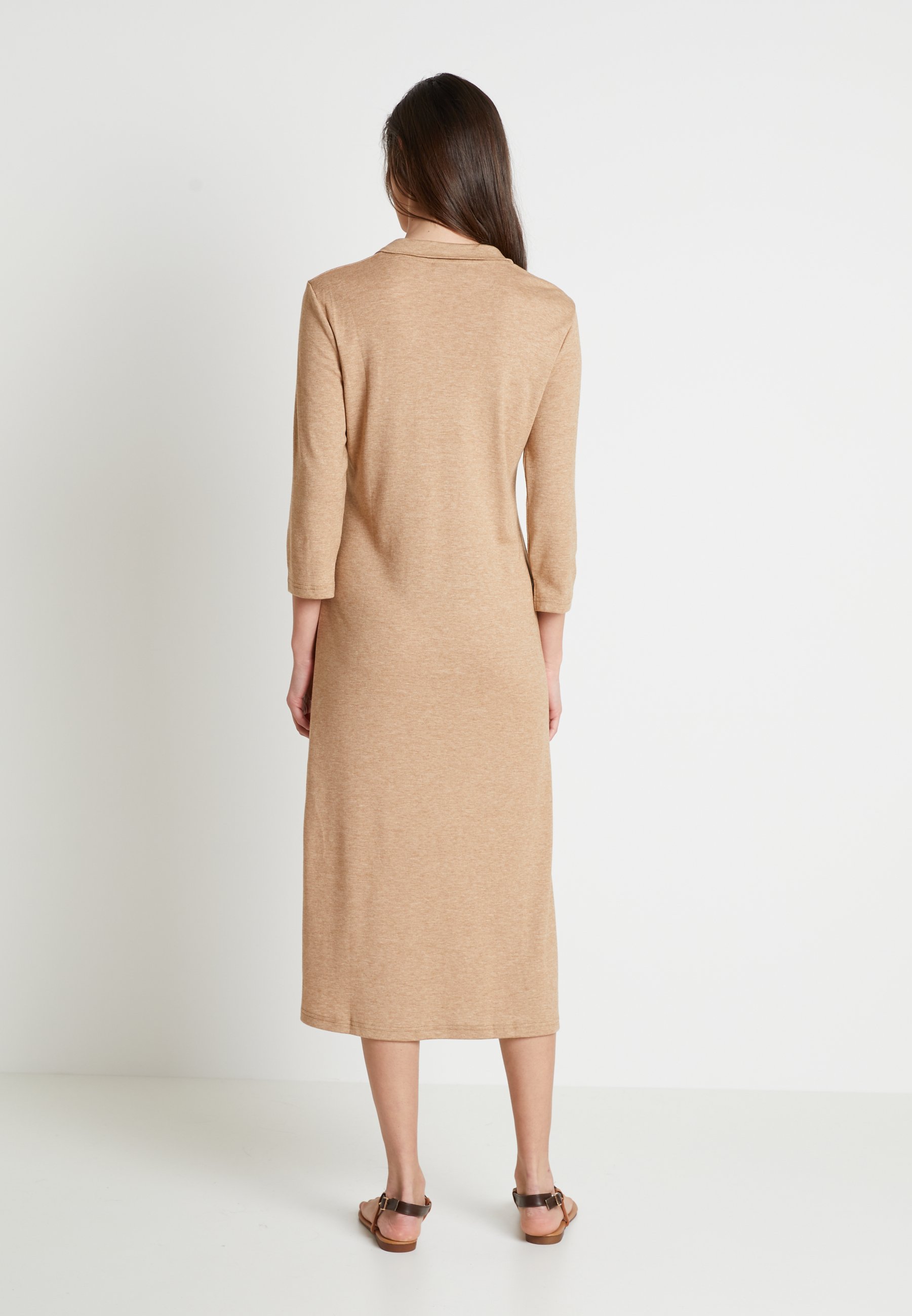 Lounge Nine DREAMIELN Strikket kjole camel melange Lounge Nine DREAMIELN - Topper langermet - camel melange