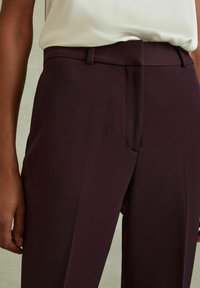 Reiss PETITE FIT - GABI - Chino kalhoty - berry