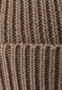 Sterntaler OHREN - Beanie - bräunlich