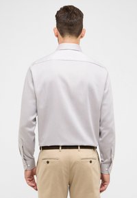 Eterna COMFORT FIT - Camicia - taupe