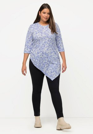 Ulla Popken T-shirt à manches longues - light blue