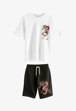 Next RELAXED FIT GRAPHIC SHORT SLEEVE SET - Pantaloni de trening - white black dragon