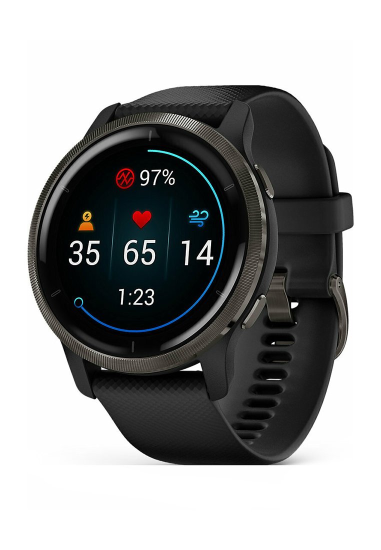 Smartwatch mit einem runden schwarzen Display, metallischem Rand und strukturiertem schwarzen Silikonband. Zeigt Gesundheitsdaten und die Uhrzeit in lebendigen Farben an.