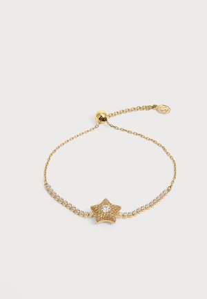Zarter Goldkettenarmband mit kleinen klaren Steinen, mit einem zentralen goldenen Sternanhänger, verziert mit einem einzelnen klaren Kristall.