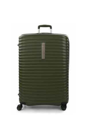 Valigia rigida verde scuro con scanalature orizzontali, quattro ruote girevoli, maniglia estendibile e pannello centrale con logo del marchio.