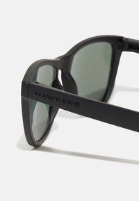 Hawkers UNISEX - Aurinkolasit - black