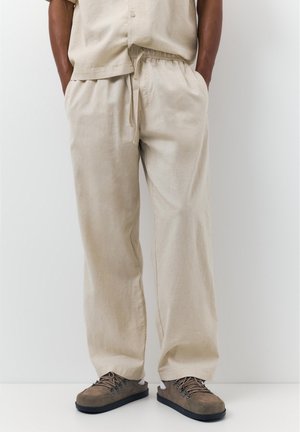 PULL&BEAR RUSTIC - Stoffhose - beige