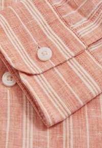 Reiss REGULAR FIT RUBAN różowy