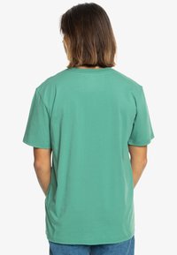Quiksilver TRADESMITH - POUR - Triko s potiskem - gmp