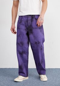 Volcom BILLOW - Jeans loose fit - deep purple