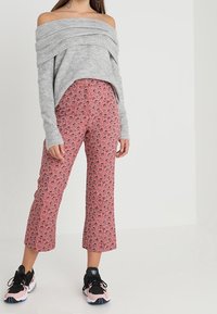ONLY Stickad tröja - mottled light grey