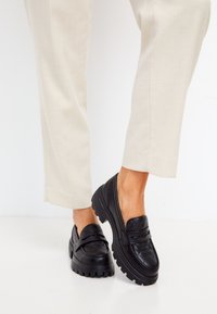 Cesare Gaspari - Instappers - black - 2