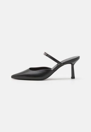 Pumps - black