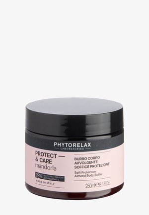 Pot amandel body butter met label Phytorelax Protect & Care mandorla, met 98% natuurlijke ingrediënten, 250 ml, gemaakt in Italië.