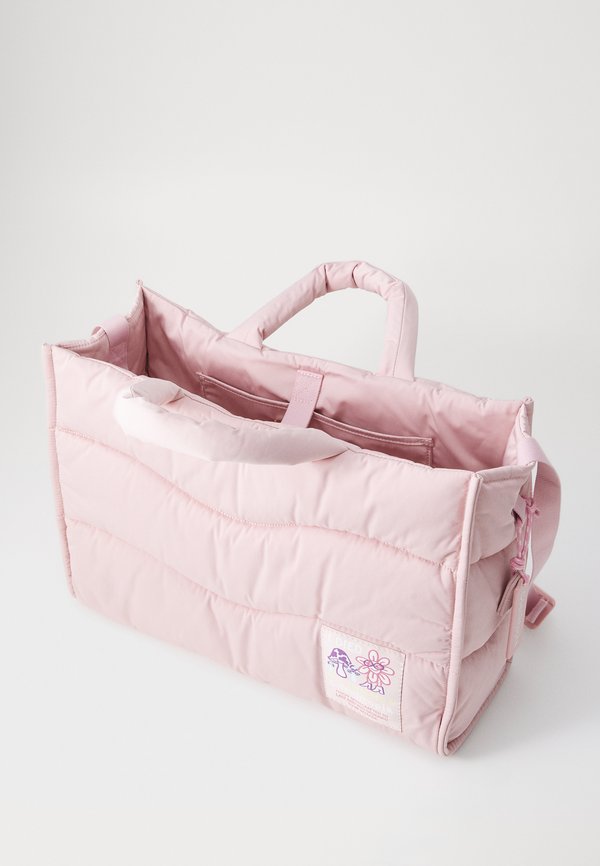 COACHTOPIA LOOP QUILTED WAVY TOTE - Tote bag4