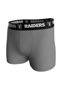 Szare bokserki z dopasowanym krojem i elastycznym pasem z napisem „RAIDERS” oraz logo w czerni i bieli.