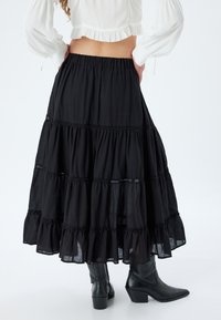 Koton A CUT  - Maxirock - black