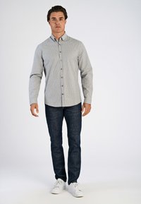 Lindbergh STRIPED   - Chemise - dusty grey