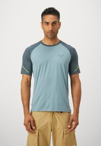 Dynafit ALPINE PRO TEE - Sportfelső - smoke blue