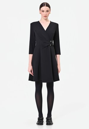 Rinascimento, ABITO TINTA UNITA - Robe de jour - black