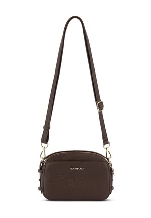 Braune Umhängetasche aus strukturiertem Leder mit goldfarbenem Reißverschluss und Beschlägen, verstellbarem Riemen und einem Logodetail auf der Vorderseite.