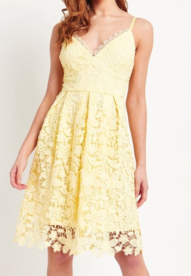 Lipsy Day dress - yellow - (Pre-owned) - Zalando.ie Lipsy Day dress - yellow - (Pre-owned) - Zalando.ie