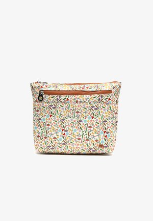 Petite pochette rectangulaire à motif floral avec poche zippée à l'avant et tirette de fermeture éclair marron sur fond blanc.