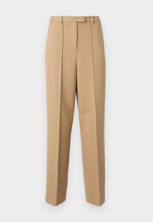 Beżowe spodni z prostymi nogawkami, z plisami z przodu, płaskim pasem i gładką fakturą. Styl minimalistyczny.