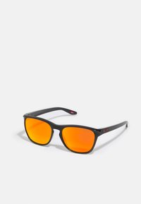 Oakley - MANORBURN UNISEX - Zonnebril - black ink/ruby Miniatuurafbeelding 1