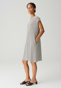 OPUS REGULAR FIT STRIPES - Strickkleid - black