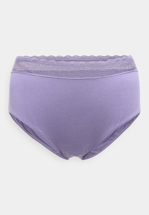Slip viola in cotone con vita bordata in pizzo, caratterizzato da una texture liscia e bordi senza cuciture per il massimo comfort.