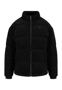 Mustast sametist puffer-jakk kõrge kaelusega, horisontaalse püstpitsilise mustriga, esikinnisega lukuga ja diskreetse rinnaesise brändinguga.