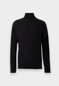 Zwarte ribgebreide turtleneck trui met lange mouwen en een aansluitende kraag, weergegeven op een witte achtergrond.