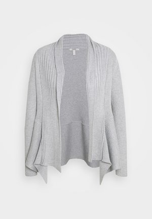 Lichtgrijze cardigan gemaakt van geribbelde gebreide stof. Voorzien van een open voorkant, lange mouwen en een asymmetrische zoom. Zachte textuur met een casual ontwerp.