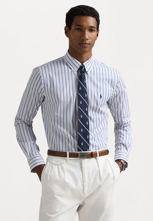CUSTOM FIT STRIPED STRETCH POPLIN SHIRT - Button down-skjorte - white/blue