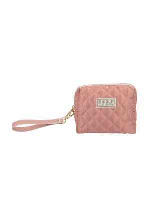 Gepolsterte pinke Armtasche mit weißen diagonalen Streifen, Reißverschluss und "Unique Accessories"-Etikett auf der Vorderseite.