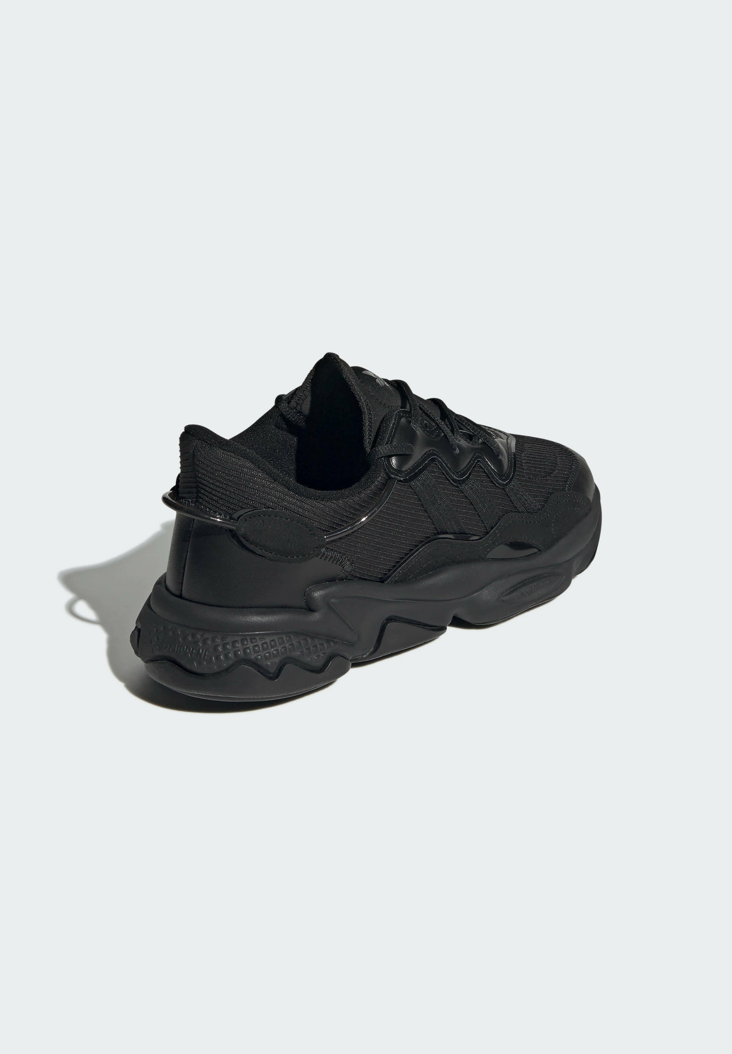 adidas Originals OZWEEGO - Sneakers laag - black/Zwart - Zalando.nl