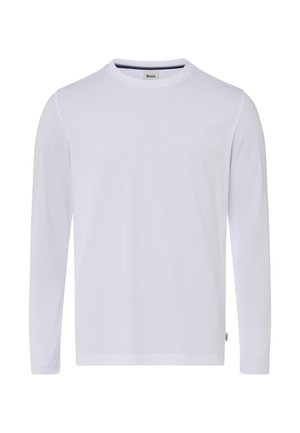 T-shirt blanc à manches longues en tissu doux, avec un col rond et une petite étiquette logo sur l'ourlet. Texture lisse, design simple.