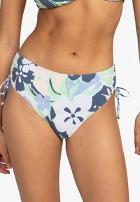 Bikini-Höschen mit floralen Mustern in Multi-Farben, in Blau-, Grün- und Weißtönen. Mit Bindebändern an den Seiten und einer glatten Stoffoberfläche.