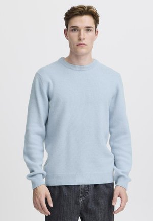 KARL CREW NECK BOUNTY - Striktrøje - placid blue