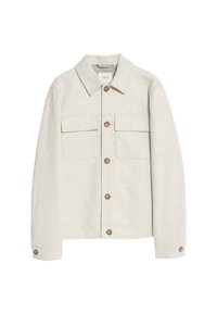 Jasnobeżowa, zapinana na guziki kurtka z kołnierzem, dwoma kieszeniami na klatce piersiowej z klapami oraz brązowymi guzikami z przodu i na mankietach.