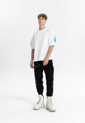 MWM, JT092020213 UNISEX - Camiseta estampada - white