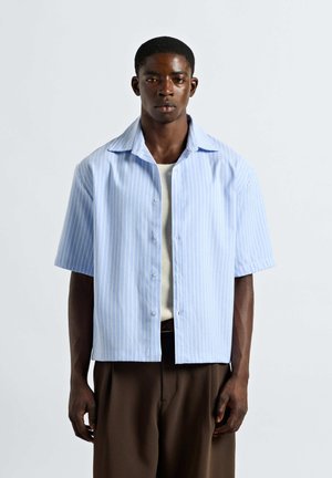 Burocs, BOXY SHORTSLEEVE SHIRT - Shirt - blue