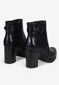 Bosanova CON CREMALLERA - Botines con plataforma - black