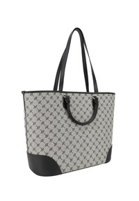 Grijze en zwarte tas met patroon, voorzien van twee zwarte handvatten, een gestructureerde vorm en een zwarte onderpaneel. Gelaagd fabric met accenten.