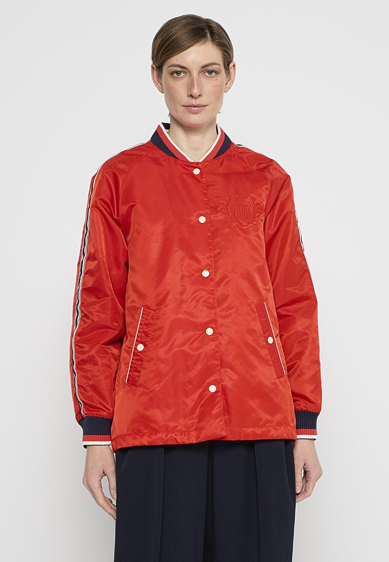 Leichte Jacke