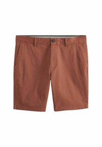 Shorts en coton marron avec une fermeture à bouton, deux poches avant et un design simple. Texture lisse et coupe à hauteur du genou.