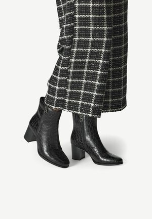Marco Tozzi, by Guido Maria Kretschmer - Stiefelette - black str