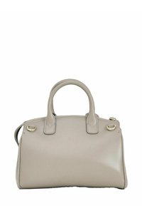 Borsa in pelle grigia con manici arrotondati, anelli in metallo dorato e chiusura con zip superiore su uno sfondo bianco.
